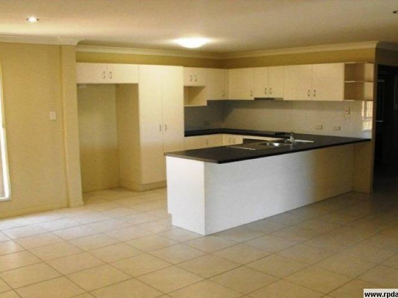 27 Banksia Drive, Kingaroy QLD 4610