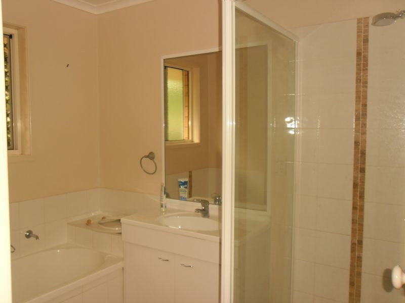 27 Bottlebrush Street, Kingaroy QLD 4610