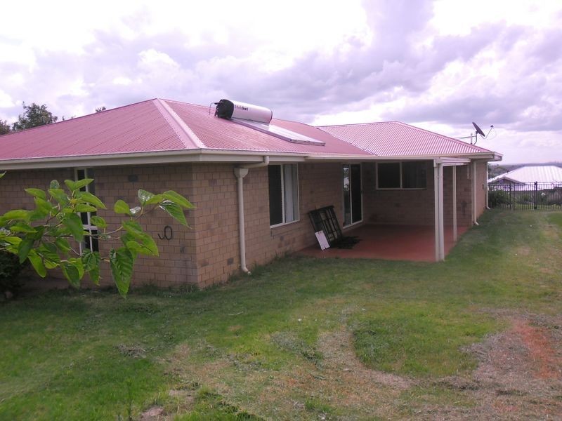 27 Bottlebrush Street, Kingaroy QLD 4610