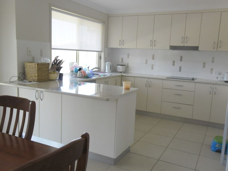 22-24 Lorikeet Circuit, Kingaroy QLD 4610