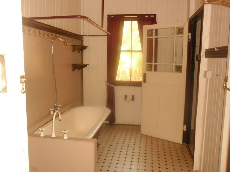 12 Fisher Street, Kingaroy QLD 4610