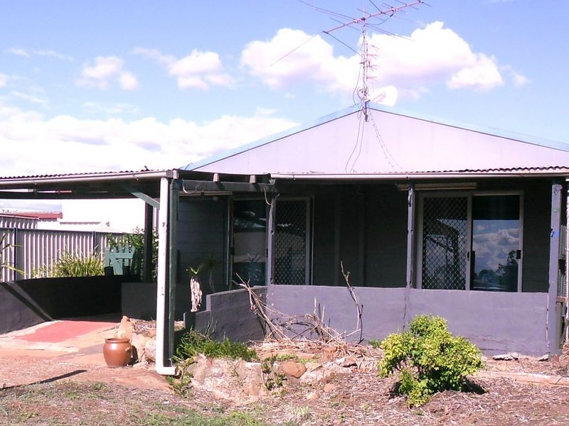 210 Siefert Street, Crawford QLD 4610