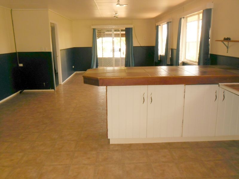 210 Siefert Street, Crawford QLD 4610