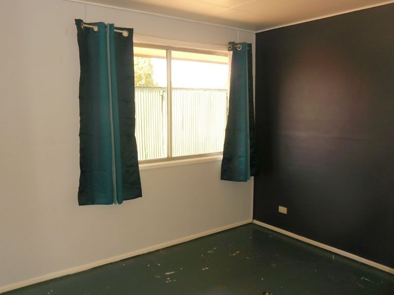 210 Siefert Street, Crawford QLD 4610