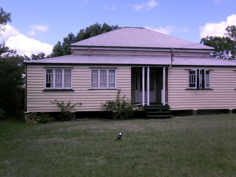 1/281 Haly Street, Kingaroy QLD 4610