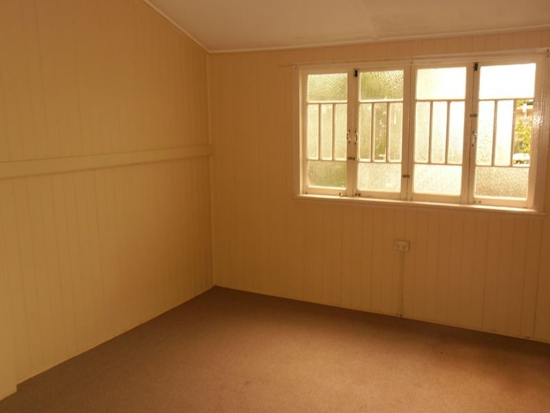 1/281 Haly Street, Kingaroy QLD 4610