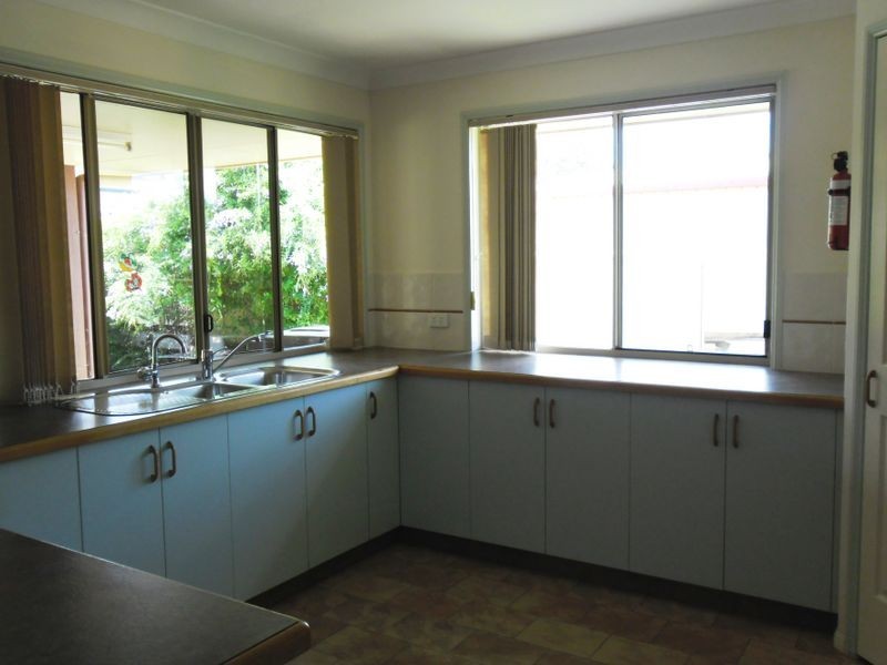 2 Wattle Street, Kingaroy QLD 4610