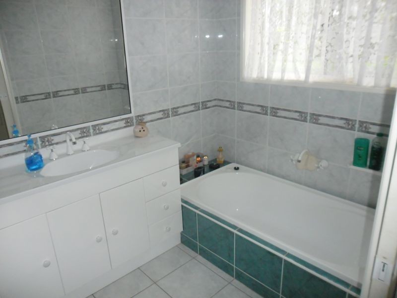 67 Bushnell Road, Nanango QLD 4615