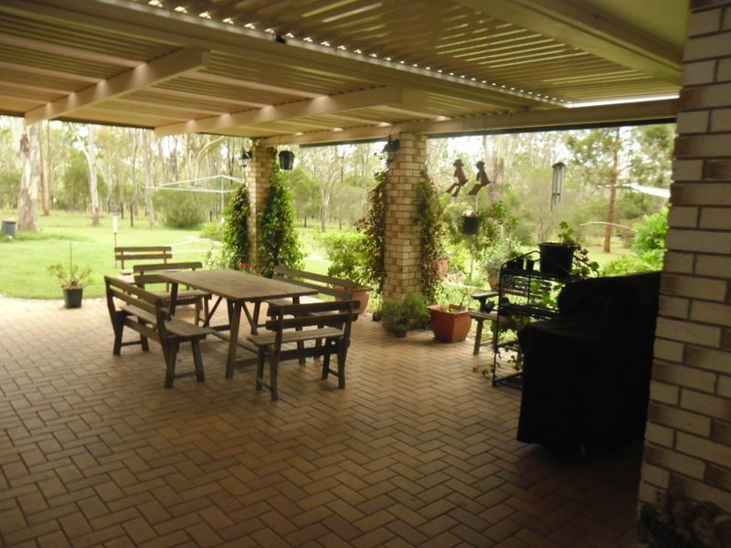 67 Bushnell Road, Nanango QLD 4615