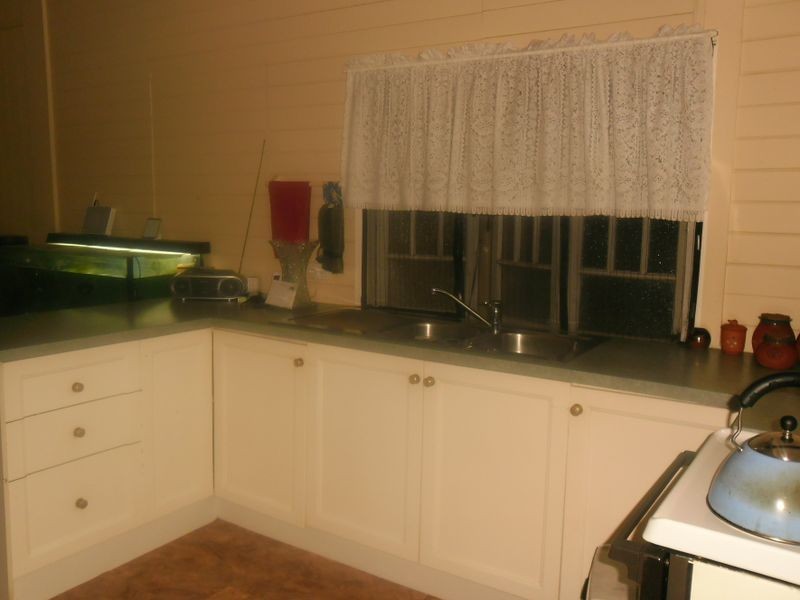 2/281 Haly, Kingaroy QLD 4610