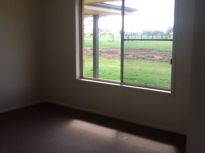 77 Rosella Parade, Kingaroy QLD 4610