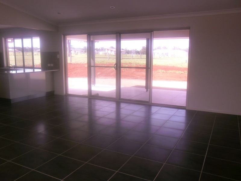 77 Rosella Parade, Kingaroy QLD 4610