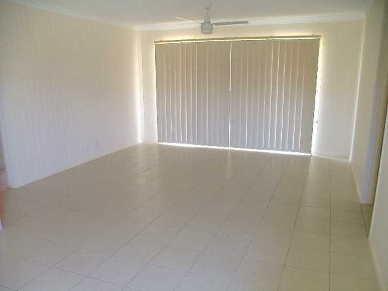 1/6 Summers Court, Kingaroy QLD 4610