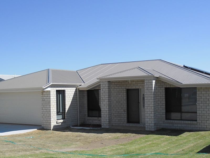 86 Windsor Circle, Kingaroy QLD 4610