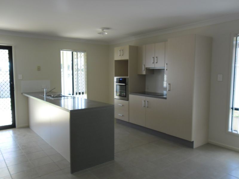 86 Windsor Circle, Kingaroy QLD 4610