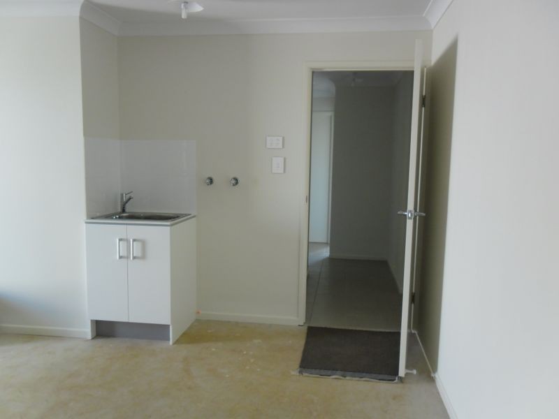 86 Windsor Circle, Kingaroy QLD 4610