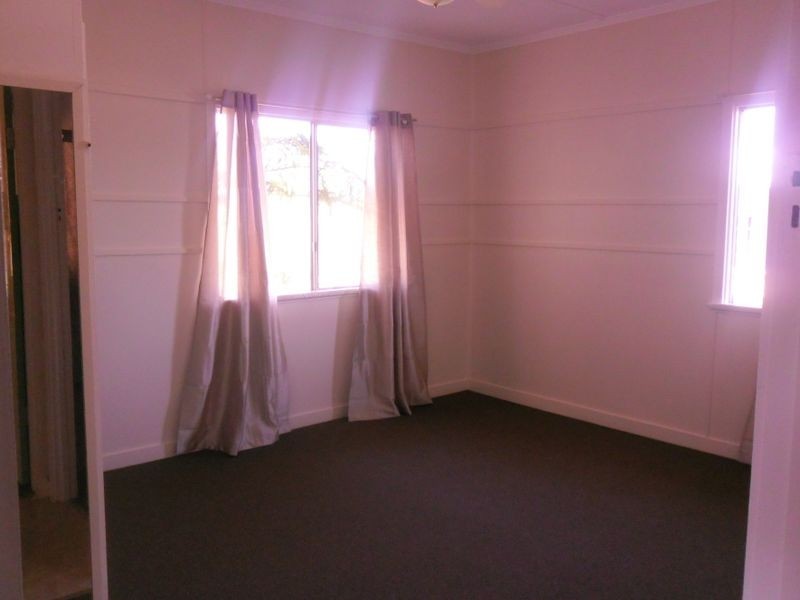 14 Kefford Street, Kingaroy QLD 4610