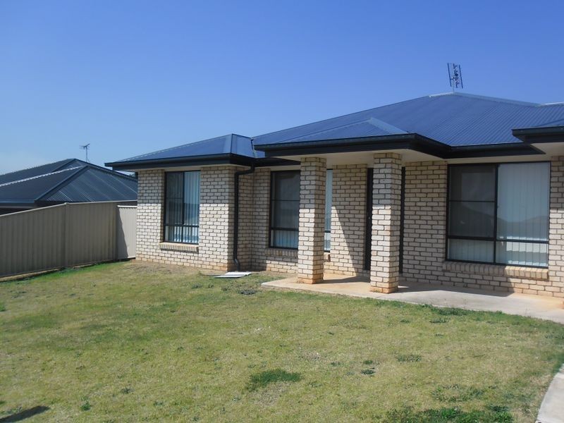 4 Frangipani Drive, Kingaroy QLD 4610