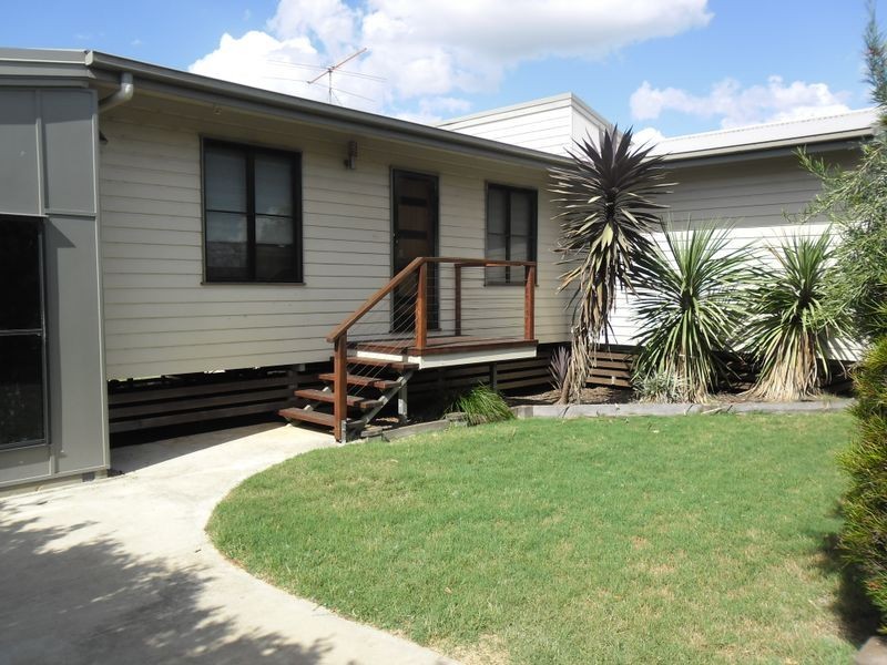 32 Frangipani Drive, Kingaroy QLD 4610