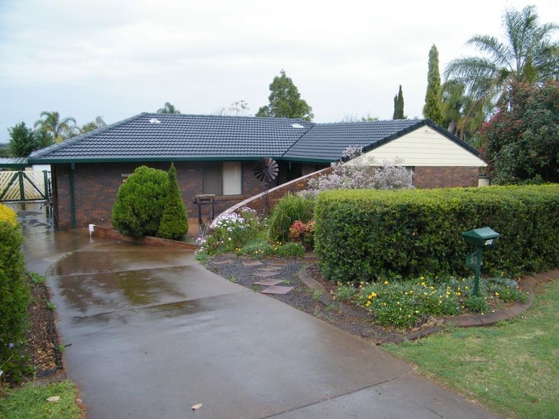 93 Ivy St, Kingaroy QLD 4610