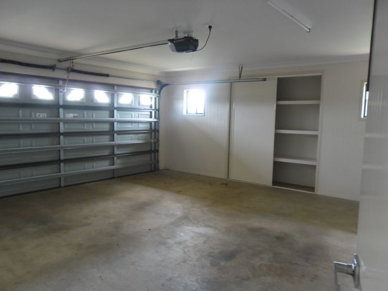 6-8 Peregrine Drive, Kingaroy QLD 4610