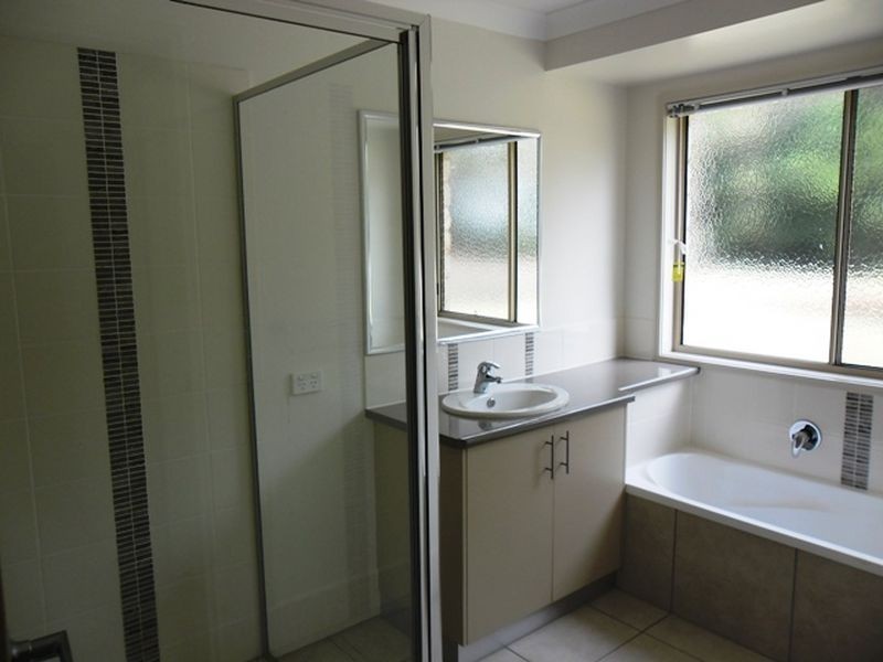 25 – 27 Lorikeet Circuit, Kingaroy QLD 4610