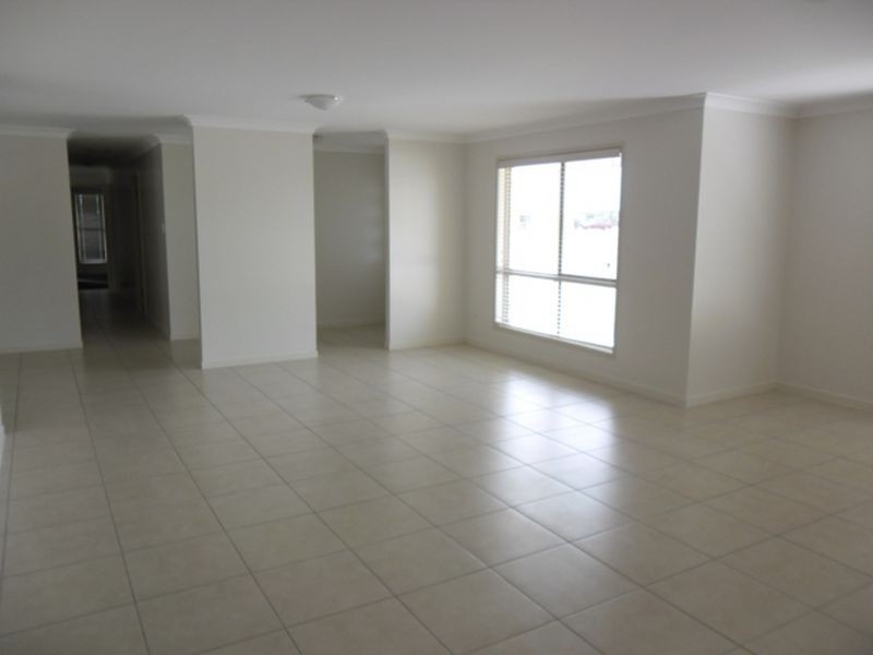 25 – 27 Lorikeet Circuit, Kingaroy QLD 4610