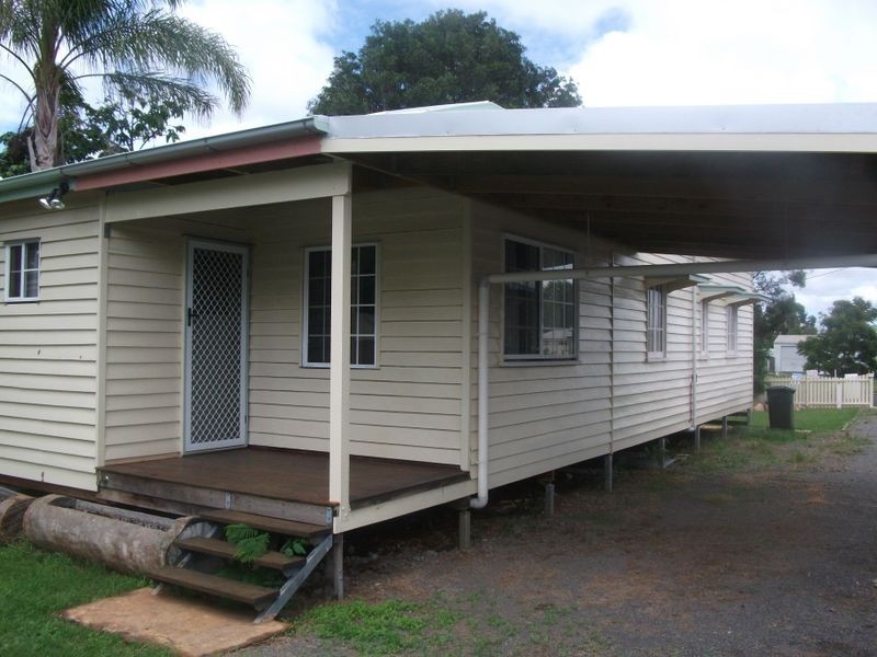 6 Norman Street, Kingaroy QLD 4610
