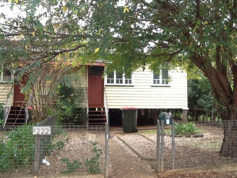 1/222 Haly Street, Kingaroy QLD 4610