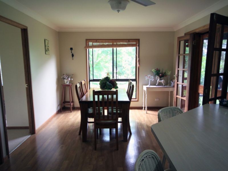 16 Murray Parade, Kingaroy QLD 4610