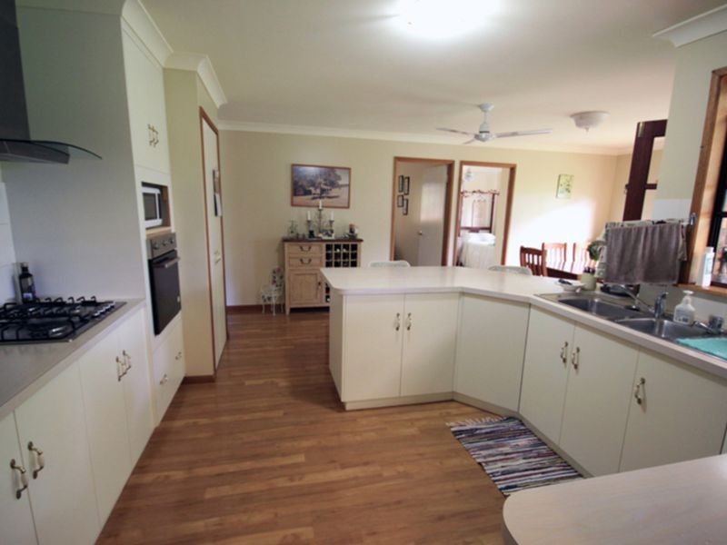 16 Murray Parade, Kingaroy QLD 4610