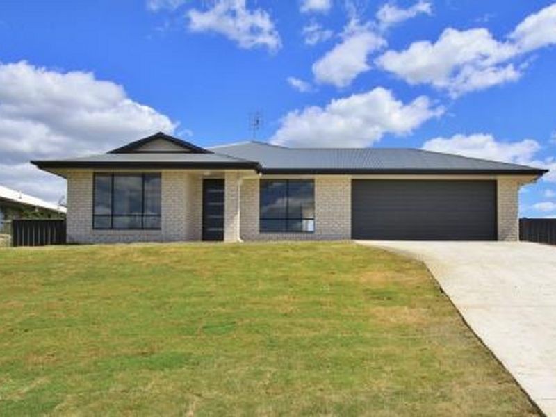 23 Banksia Drive, Kingaroy QLD 4610