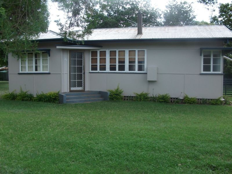 23 Hodge Street, Kingaroy QLD 4610
