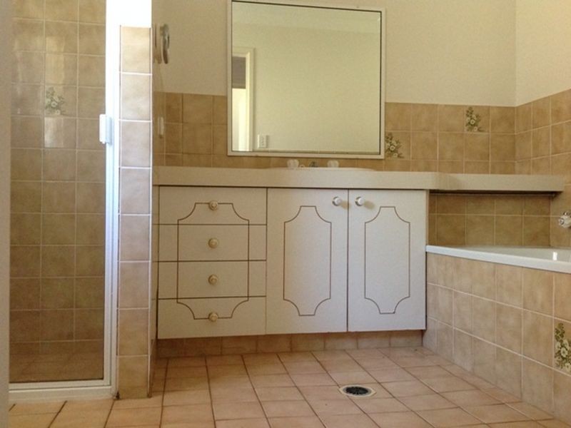 49 Belair Drive, Kingaroy QLD 4610