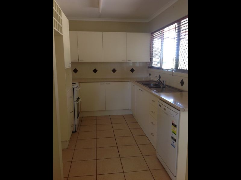 1 Barbara Street, Kingaroy QLD 4610