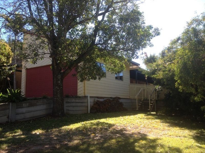 6 Adermann Drive, Kingaroy QLD 4610