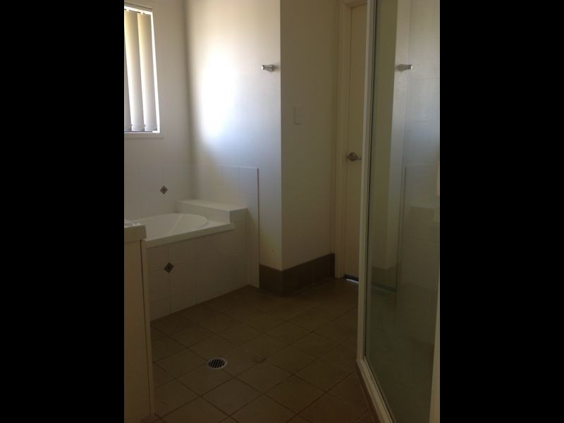 48 Burnett Street, Nanango QLD 4615