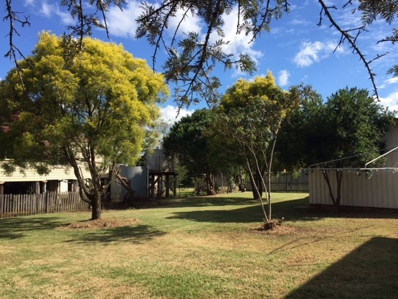 35 Belle Street, Kingaroy QLD 4610