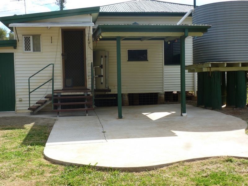 38 First Avenue, Kingaroy QLD 4610
