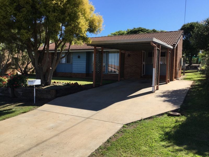 7 Windsor Circle, Kingaroy QLD 4610