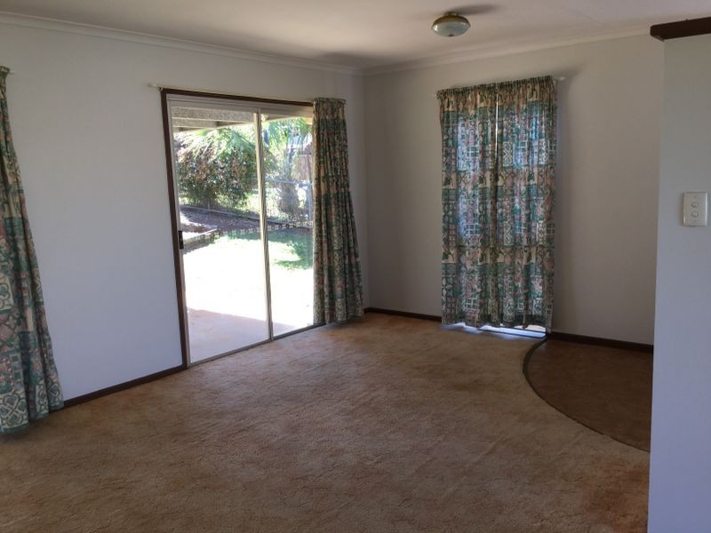 7 Windsor Circle, Kingaroy QLD 4610