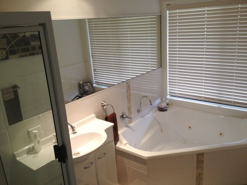 12 Meek Street, Tingoora QLD 4608