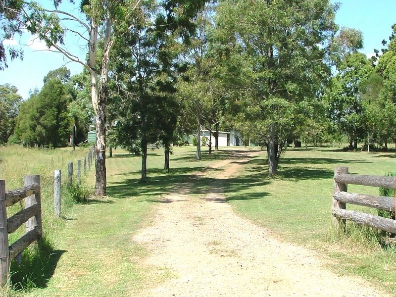 39 Janice Court, Blackbutt QLD 4306