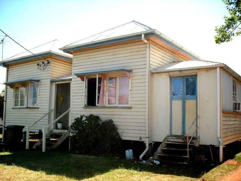 5 Belle Street, Kingaroy QLD 4610