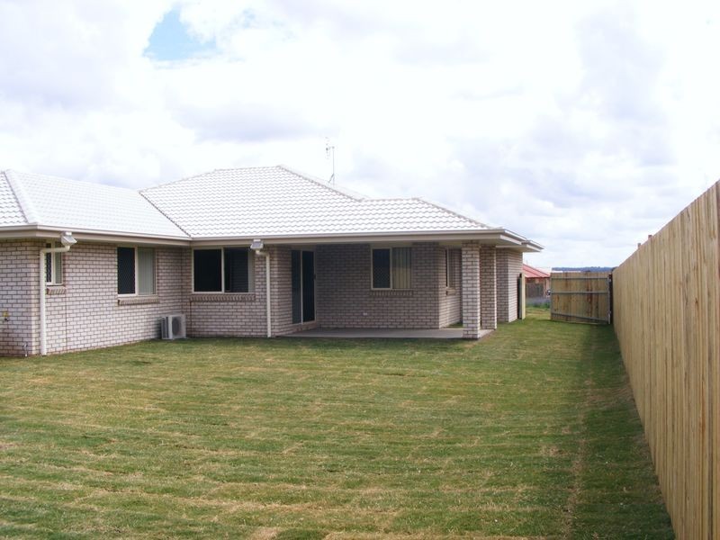 23 Oasis Drive, Kingaroy QLD 4610