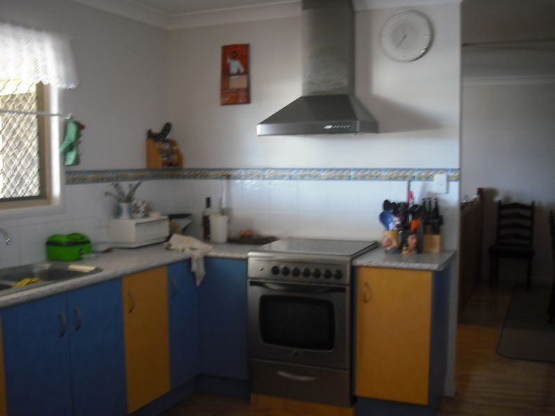 39 Adermann Drive, Kingaroy QLD 4610