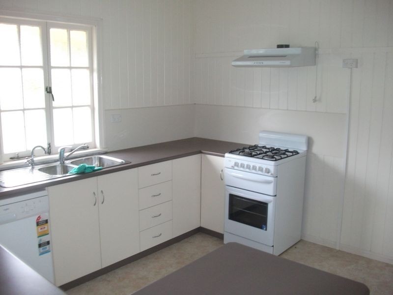 6 Norman Street, Kingaroy QLD 4610