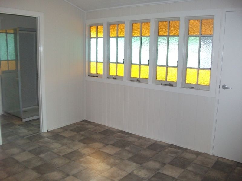 10 Gooyong Street, Kingaroy QLD 4610