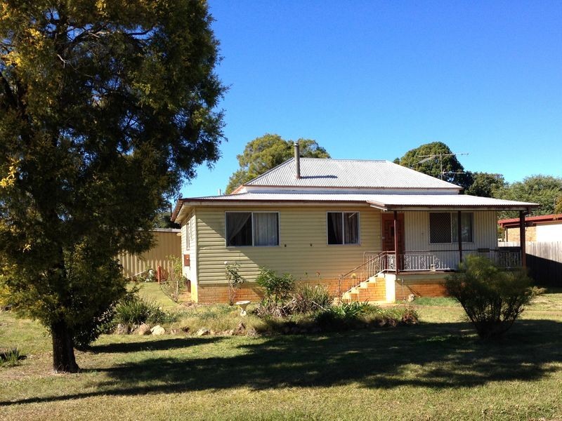 68 Walter Road, Kingaroy QLD 4610