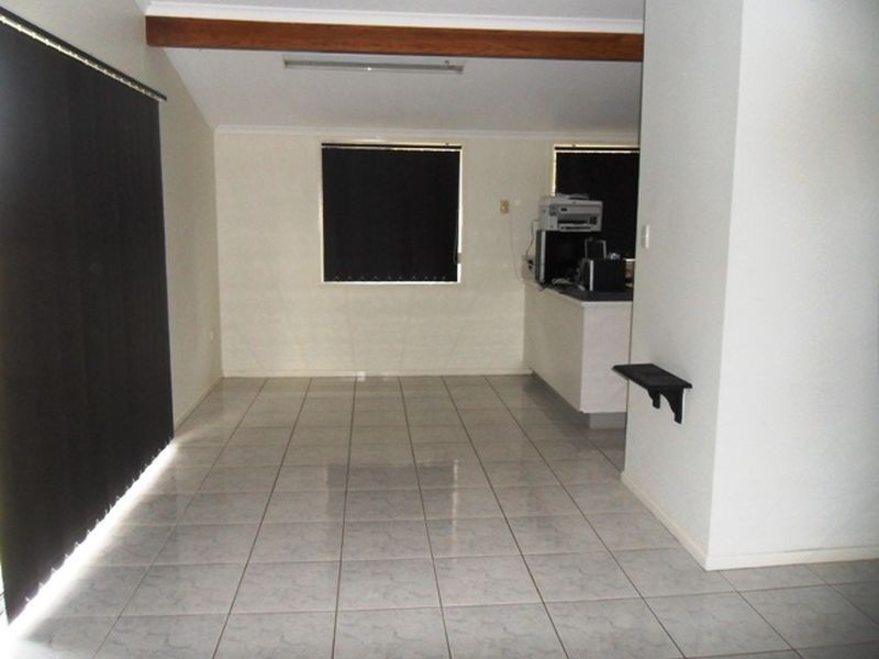 20 Windsor Circle, Kingaroy QLD 4610